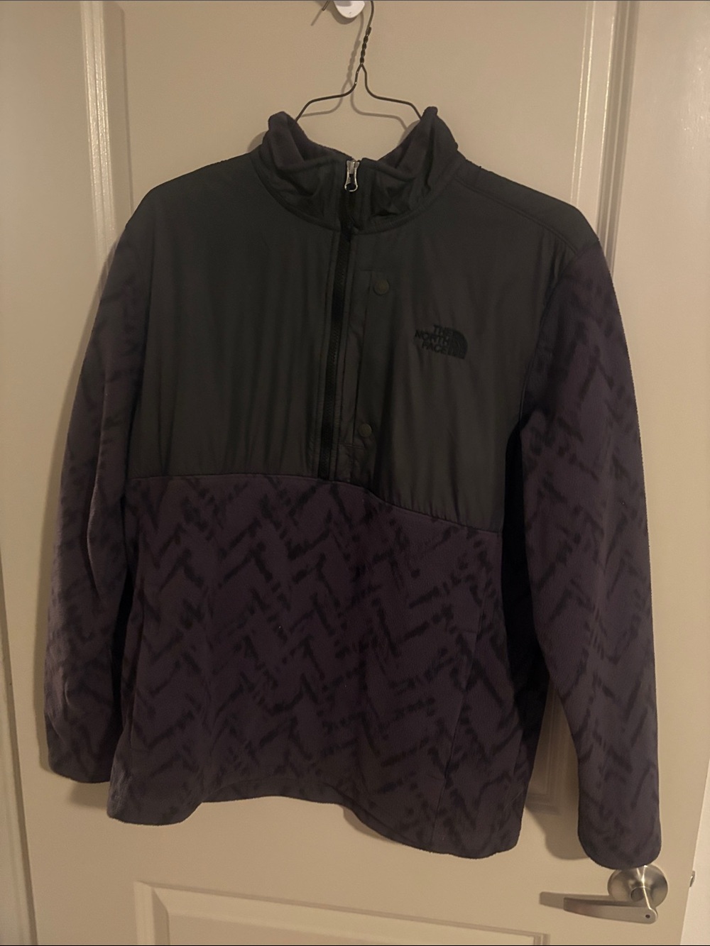 The North Face Grey & Black Pullover Quarter Zip Jacket